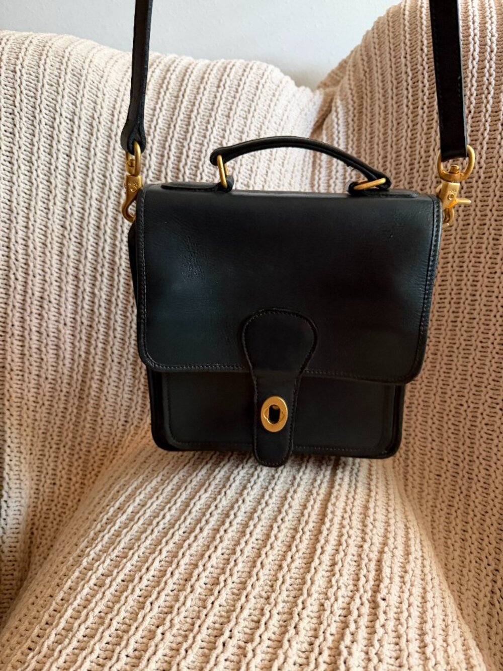 Black Thick Leather Top Handle Crossbody Satchel Bag - Picture 1 of 9